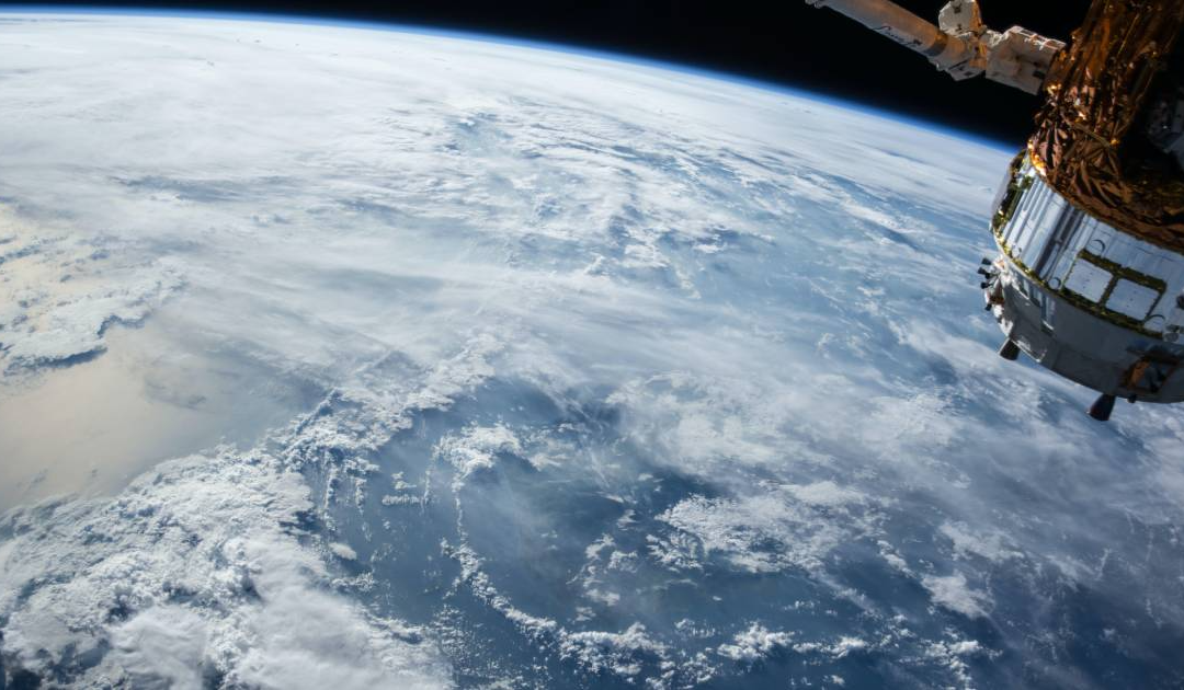 Exploration spatiale 2024, lancements records révèlent ambitions et défis environnementaux